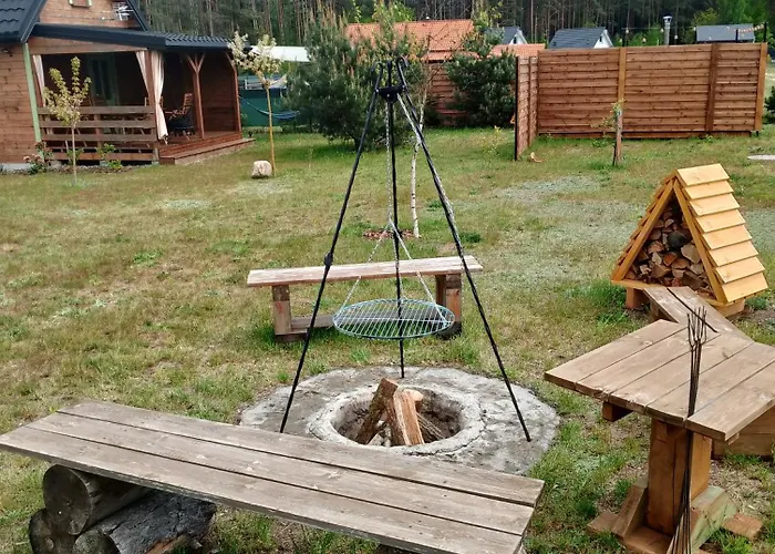 Pod Czerwonym Dębem Dom wakacyjny *